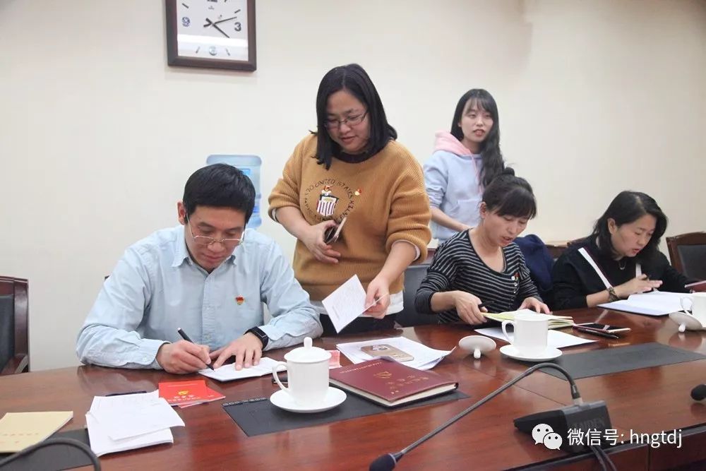 ˵: https://mmbiz.qpic.cn/mmbiz_jpg/vyU2fuLVsffF3gdWAuaWda5cxM67s30sNLNXx7hiaoOHfj86HDIO69gMxQPTL64ZTLicbylkoHR4w1Sl9DDLQE3A/0?wx_fmt=jpeg