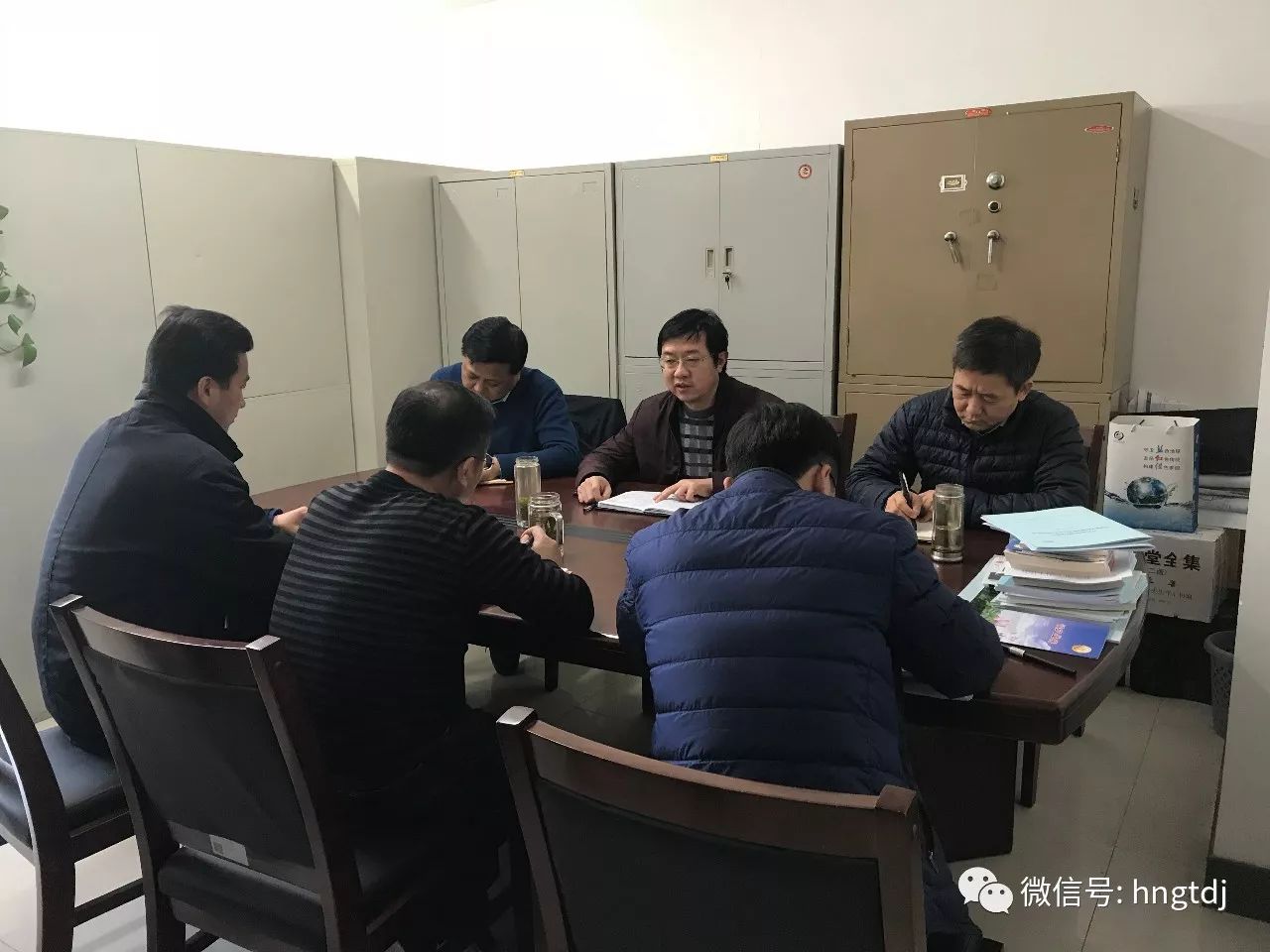˵: https://mmbiz.qpic.cn/mmbiz_jpg/vyU2fuLVsffF3gdWAuaWda5cxM67s30s8Q6fu5A3P1kxu1iaXMXYfTVF03tzksAOT9IJGJXO8nSmbhealibZ5iawA/0?wx_fmt=jpeg
