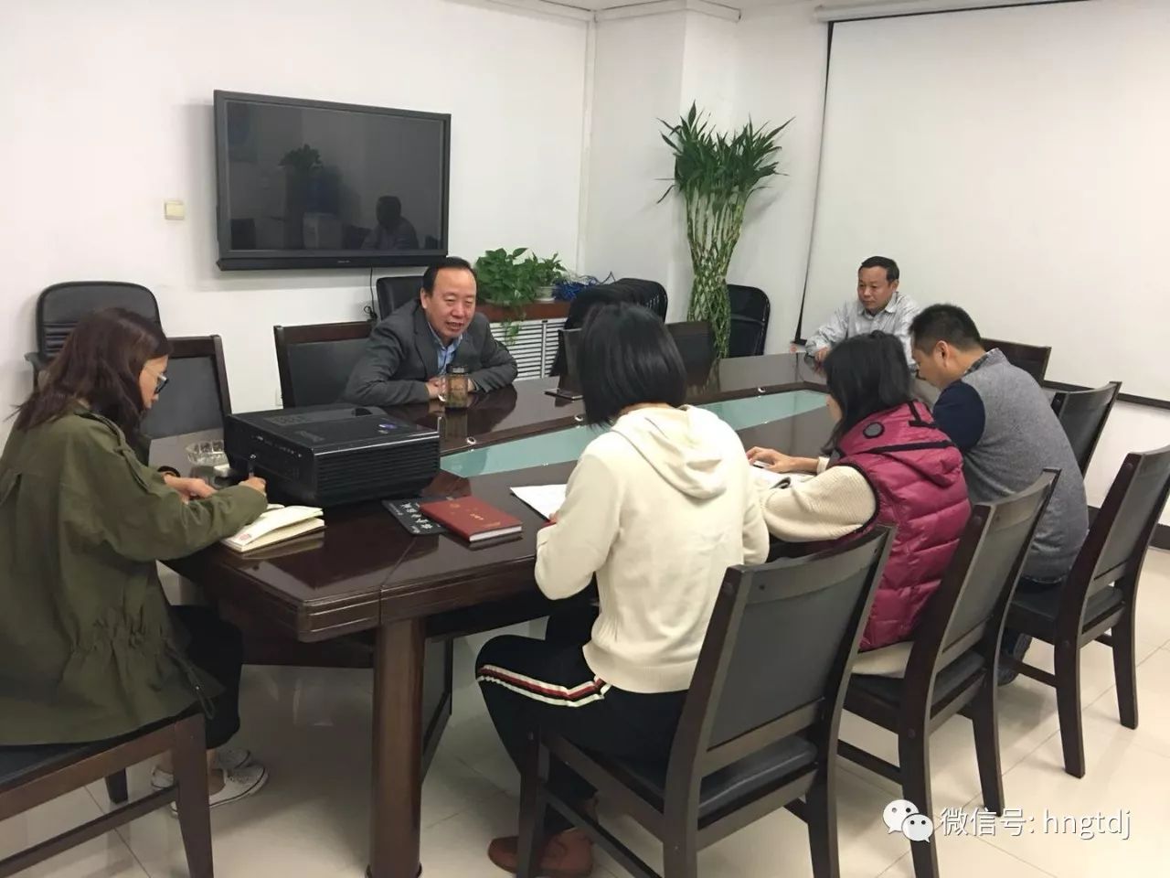 ˵: https://mmbiz.qpic.cn/mmbiz_jpg/vyU2fuLVsffF3gdWAuaWda5cxM67s30sPMic8IoZlESMP5iaAkKqOdobk62Ex4yibOflkGg2nIzlYKzbngnqeYkHQ/0?wx_fmt=jpeg