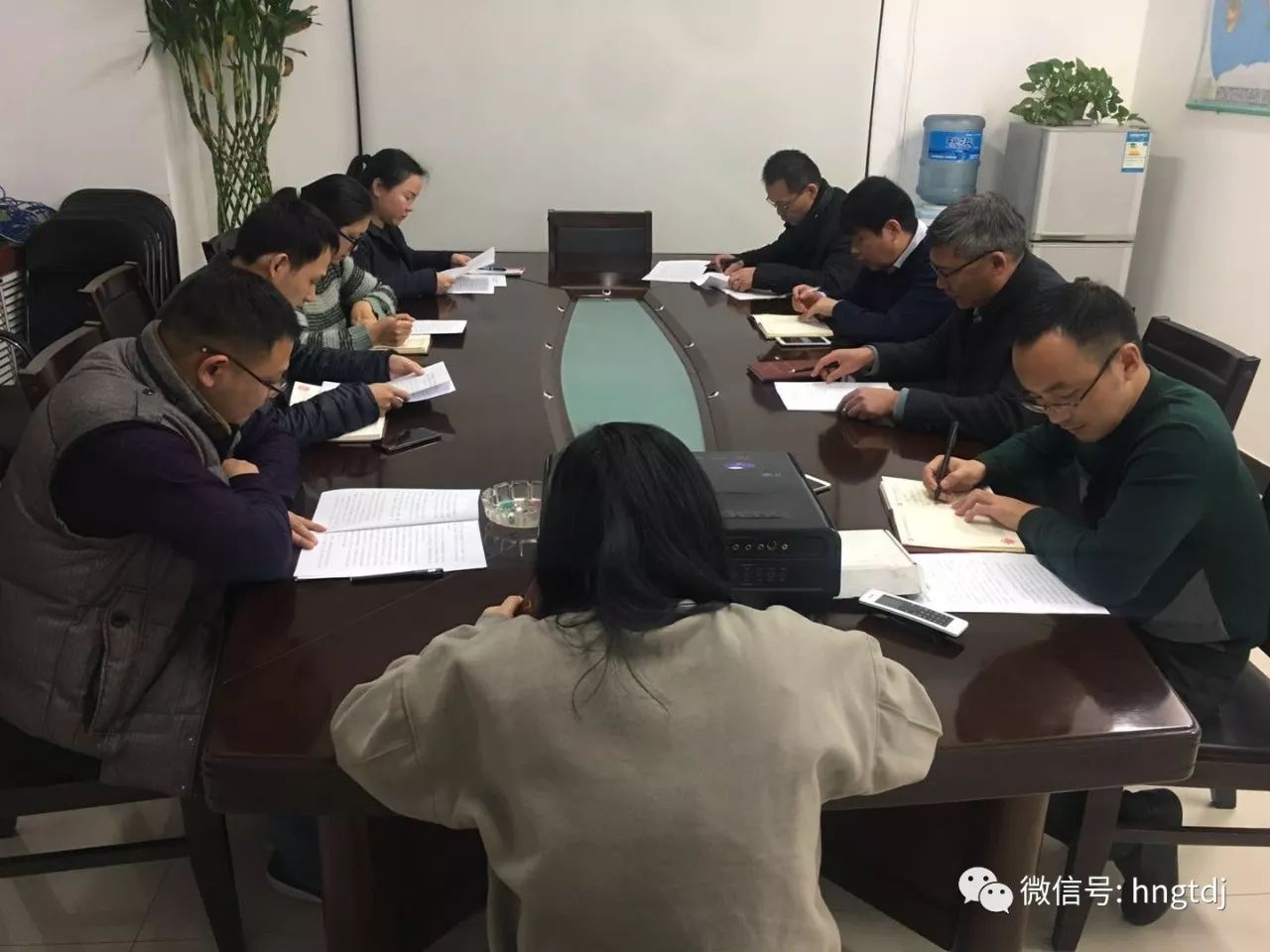 ˵: https://mmbiz.qpic.cn/mmbiz_jpg/vyU2fuLVsffF3gdWAuaWda5cxM67s30sDtfm6HLKiaPniate8k3uicQ0JlqFVMVVzPnThy9opIPOLD2jc7ZnZXeCw/0?wx_fmt=jpeg