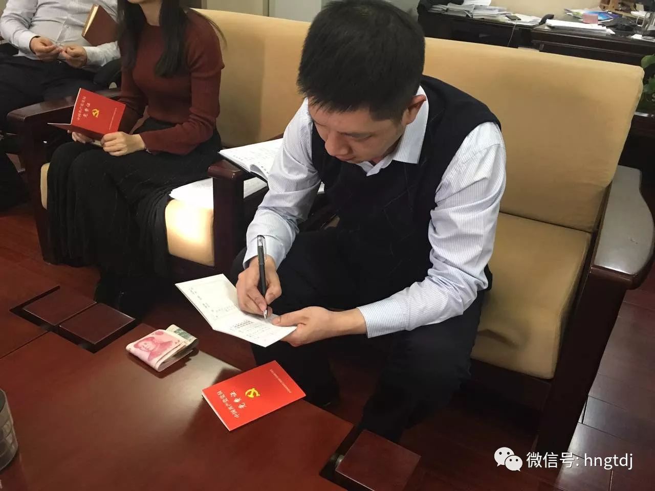 ˵: https://mmbiz.qpic.cn/mmbiz_jpg/vyU2fuLVsfeSHKlvxfYJQ6SiaPKgoZH0icxHu5w6cA9KWF9ibOWn3v8vfFY0xGN4PtZXxIQJm42mujAopKcjX3YdA/0?wx_fmt=jpeg