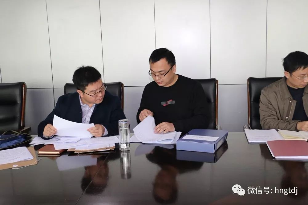 ˵: https://mmbiz.qpic.cn/mmbiz_jpg/vyU2fuLVsffZ7swMG012rDGTUOKp0I8UnRmhxyufPqFCg34J4DYt66jOVHXkSoMJB3UUmGaDcicbVpfALibiaibxYA/0?wx_fmt=jpeg